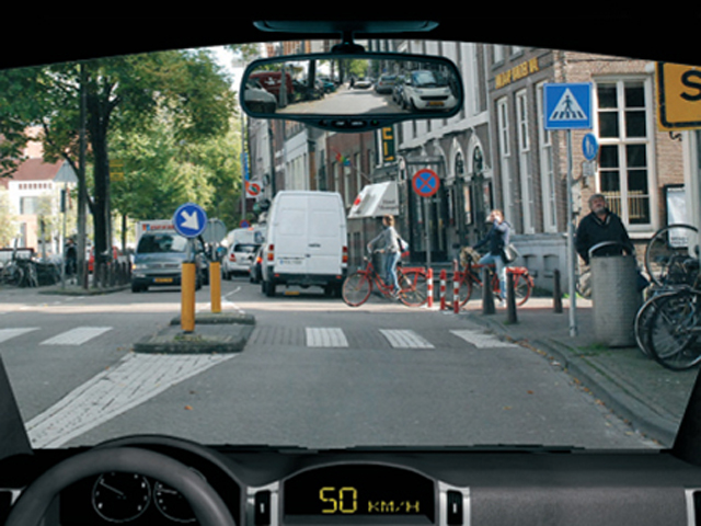 Gevaarherkenning oefenvraag 14 - CBR auto theorie-examen